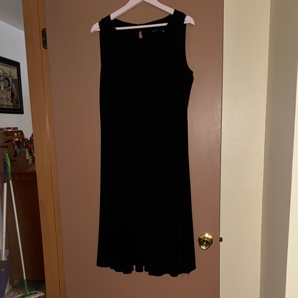 Forever 21 Black Midi Dress